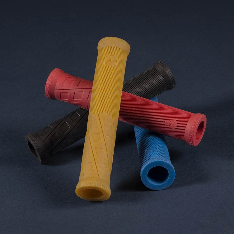 Merritt bmx grips top